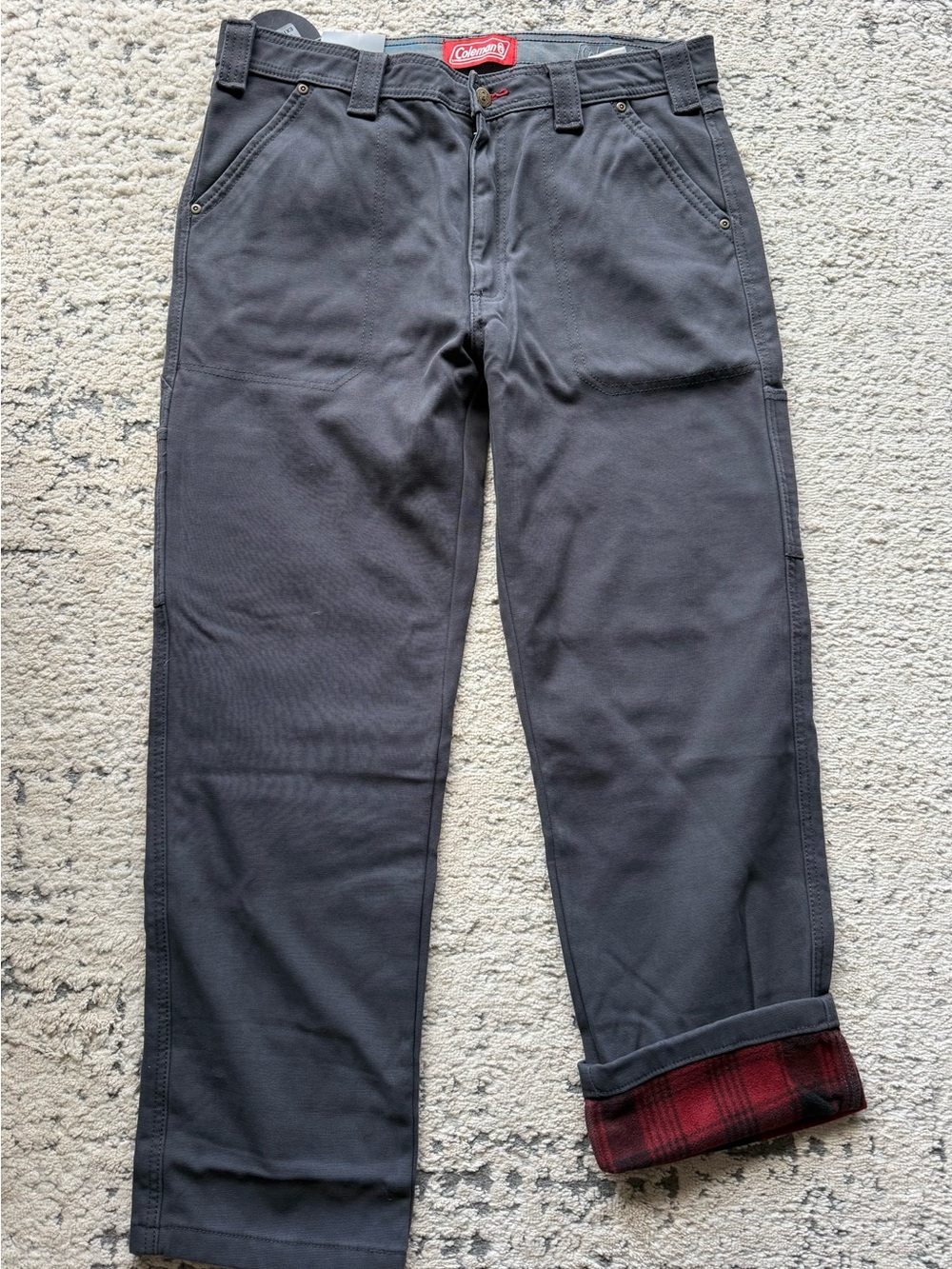 NWT-Men’s Coleman Phantom Gray Cargo Pants with Red Plaid Fleece Lining 34x32